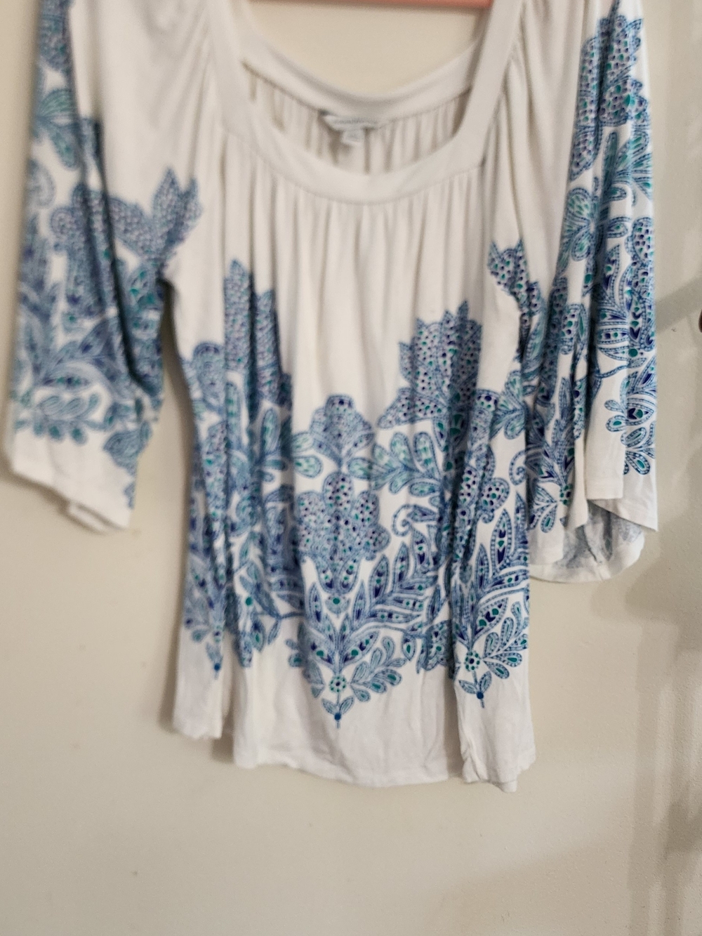 Banana Republic White & Blue Paisley Print Top - Size L